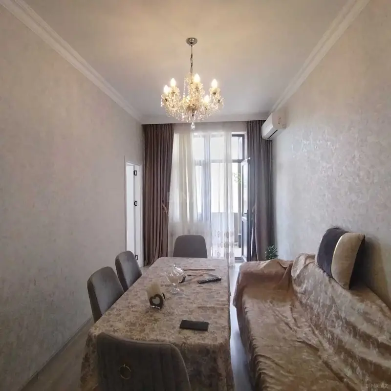 Satılır 2 otaqlı mənzil 65 m²