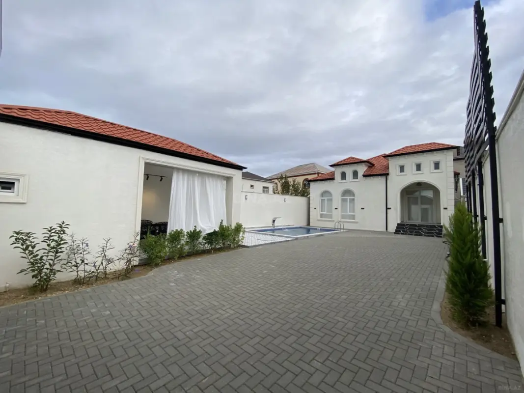Satılır 4 otaqlı həyət evi 140 m²