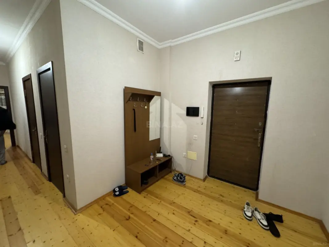 Kirayə verilir 3 otaqlı mənzil 110 m²