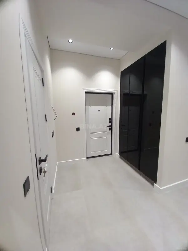 Satılır 2 otaqlı mənzil 57 m²
