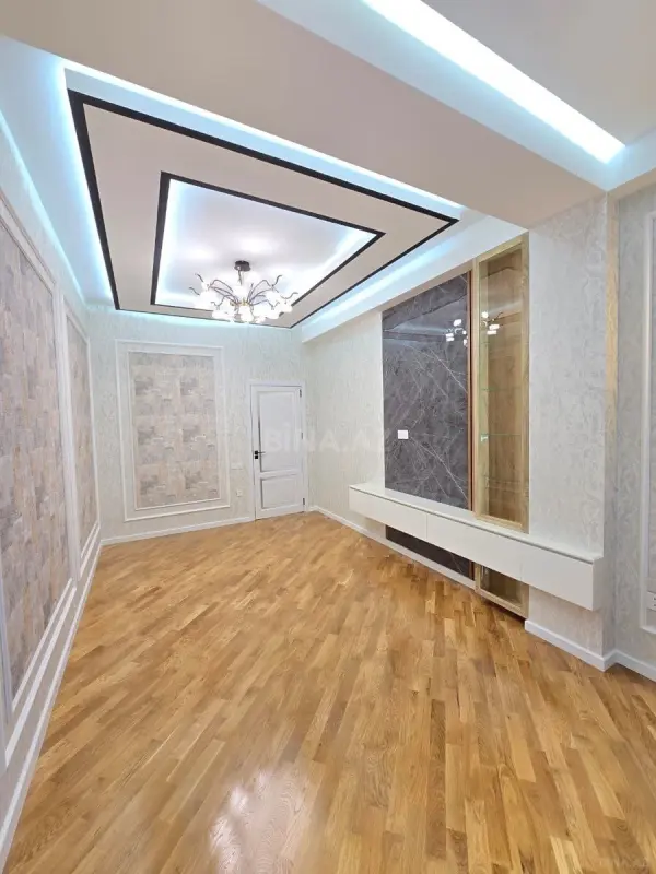 Satılır 3 otaqlı mənzil 87 m²