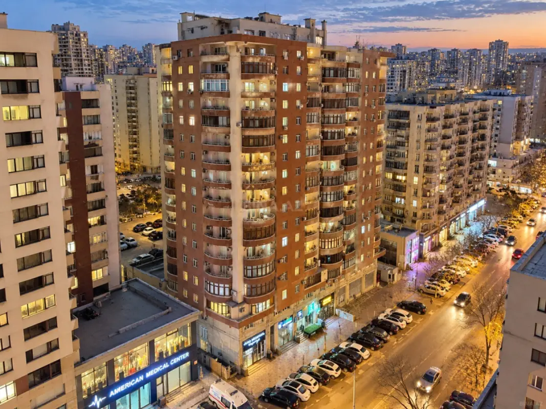Kirayə verilir 2 otaqlı mənzil 75 m²