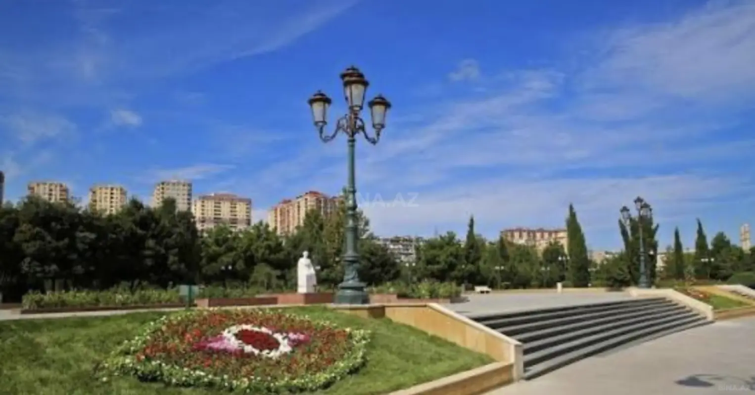 Kirayə verilir 2 otaqlı mənzil 74 m²