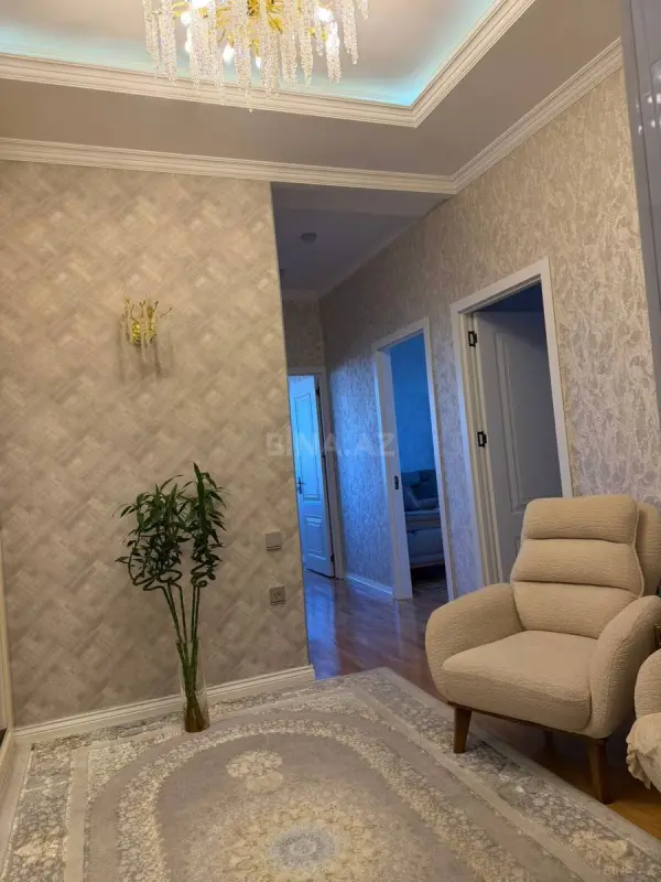 Satılır 2 otaqlı mənzil 67.7 m²