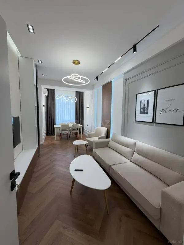 Satılır 3 otaqlı mənzil 108 m²