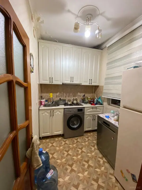Satılır 2 otaqlı mənzil 48 m²
