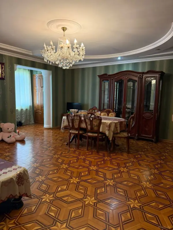 Kirayə verilir 3 otaqlı mənzil 110 m²
