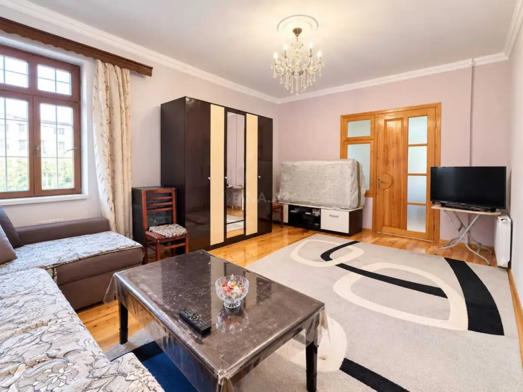 Satılır 2 otaqlı mənzil 52 m²