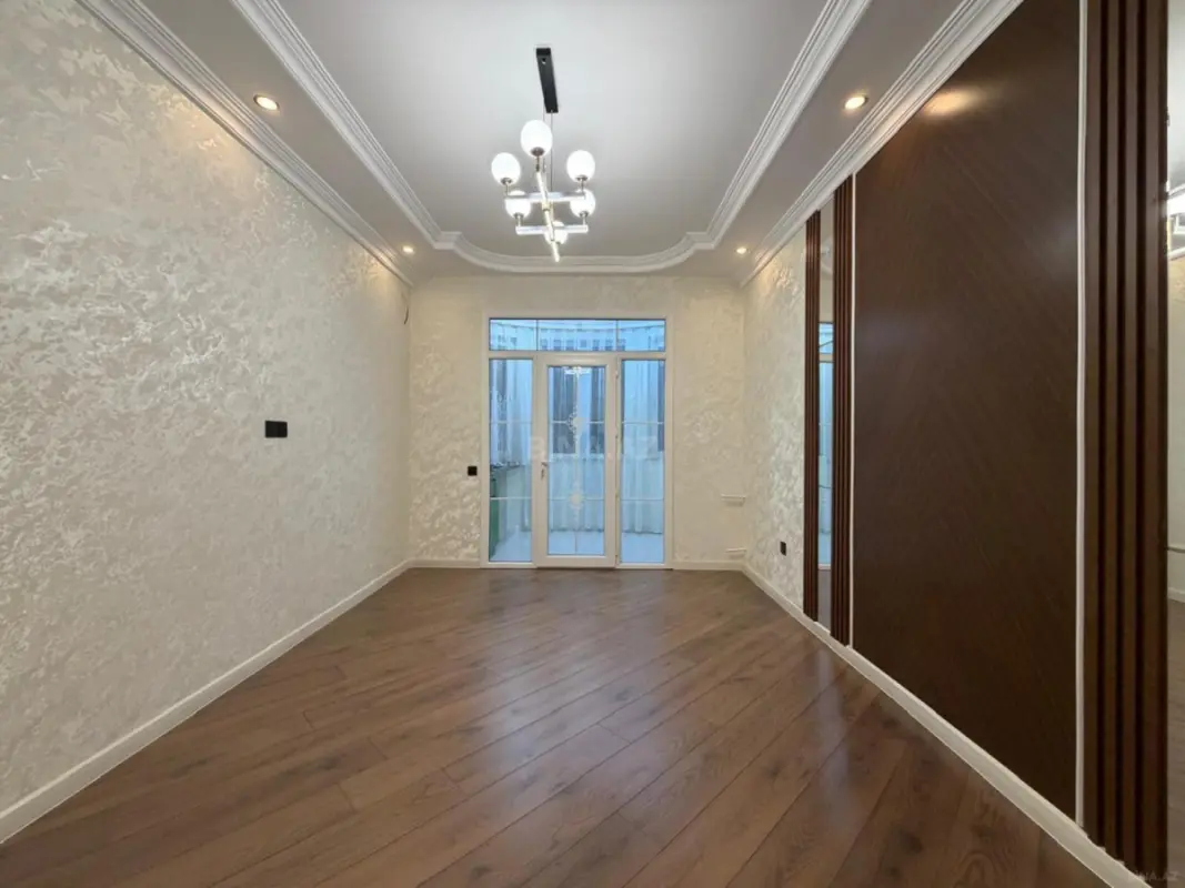 Satılır 2 otaqlı mənzil 44 m²
