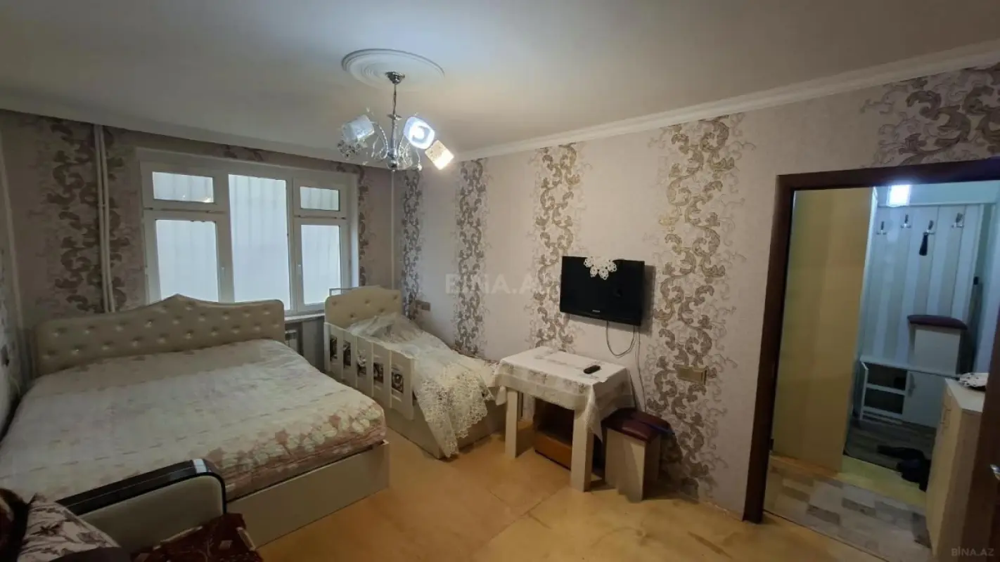 Satılır 1 otaqlı mənzil 35 m²