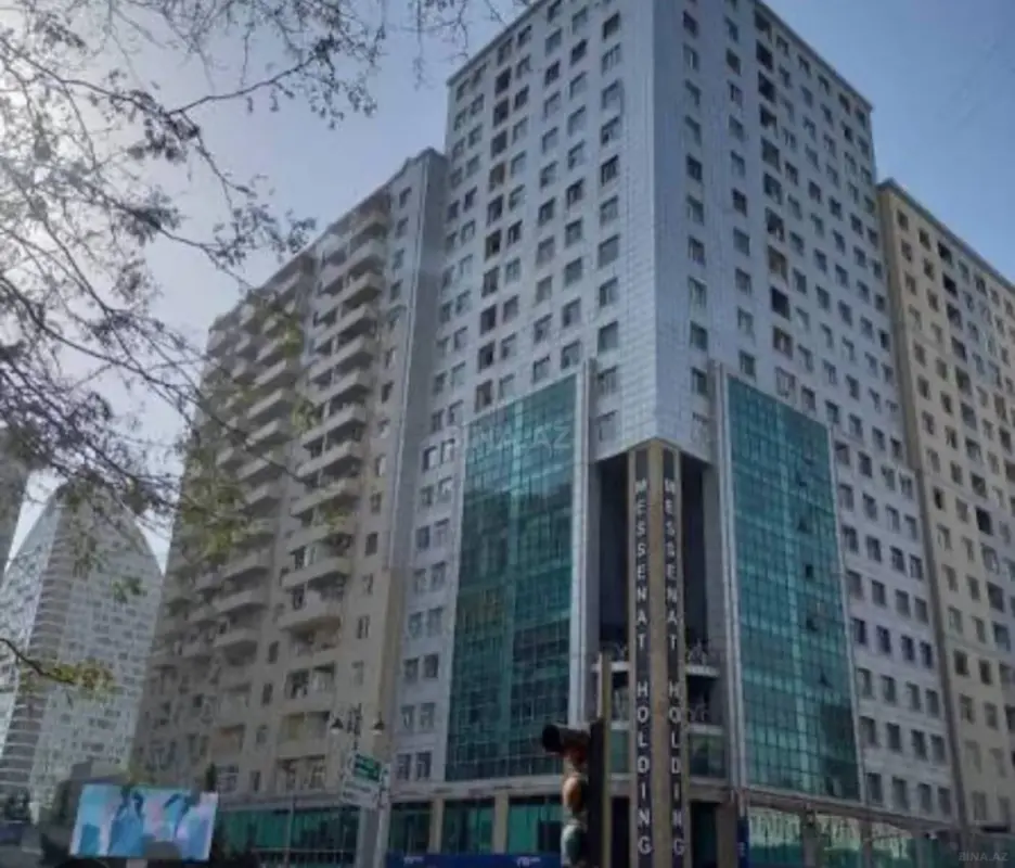 Satılır 3 otaqlı mənzil 158 m²