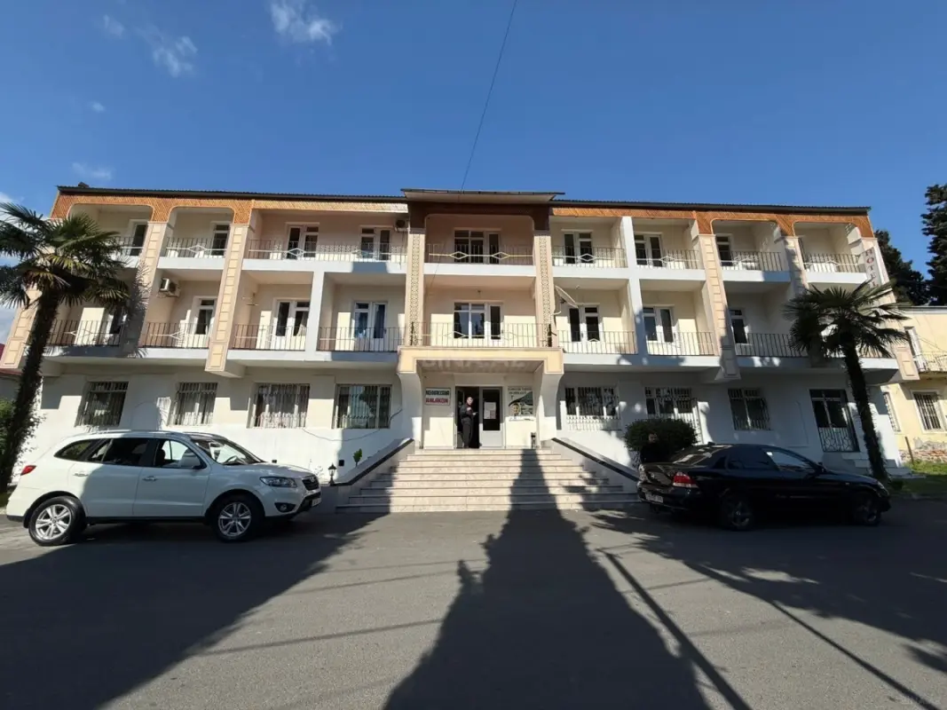 Satılır obyekt 3000 m²