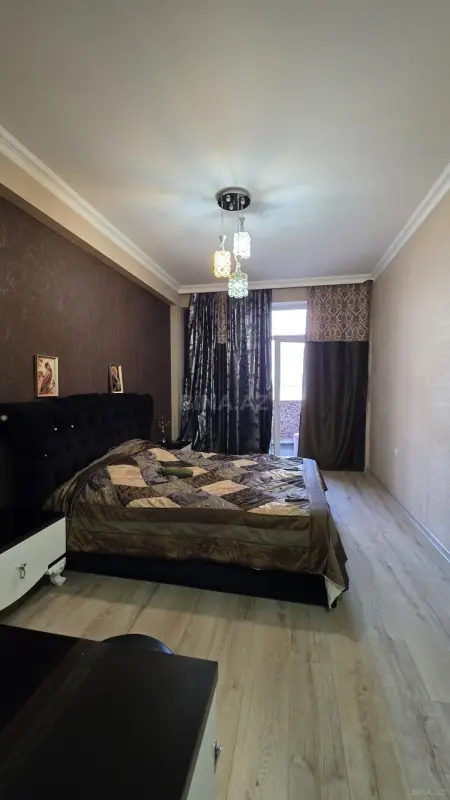 Kirayə verilir 2 otaqlı mənzil 78 m²