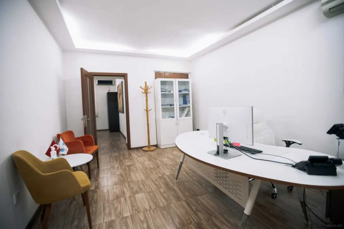 Kirayə verilir 3 otaqlı ofis 60 m²