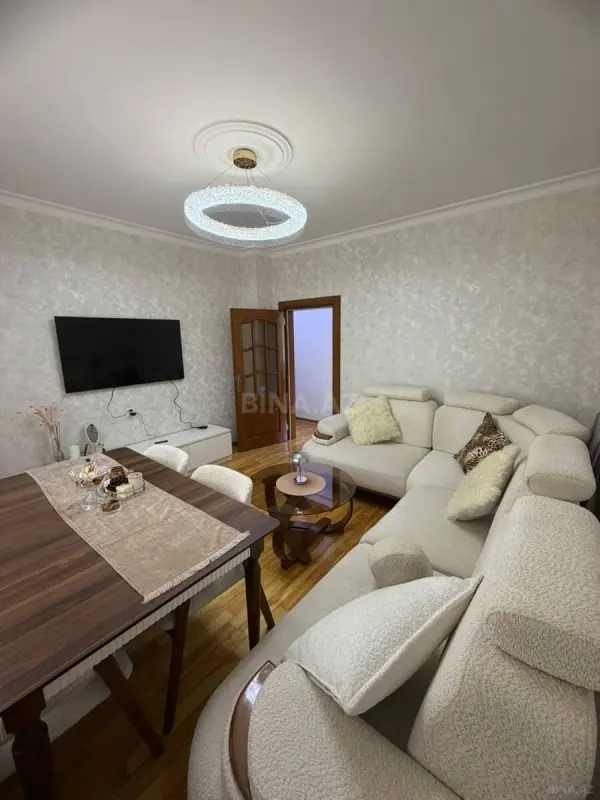 Satılır 3 otaqlı mənzil 83 m²