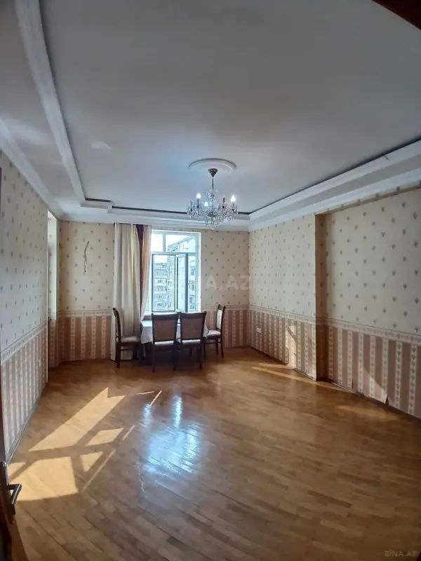 Satılır 2 otaqlı mənzil 90 m²