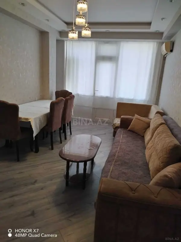 Kirayə verilir 2 otaqlı mənzil 50 m²