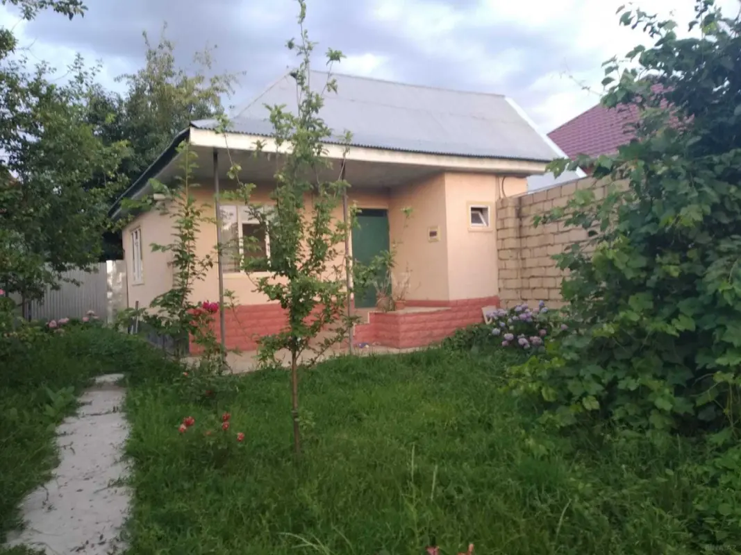 Kirayə verilir 2 otaqlı həyət evi 38 m²