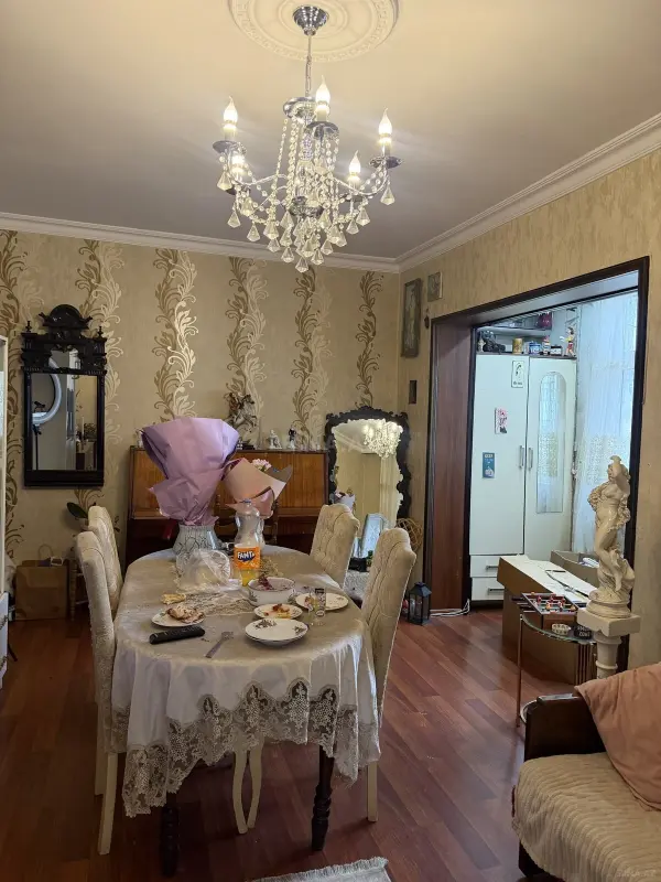 Satılır 2 otaqlı mənzil 45 m²