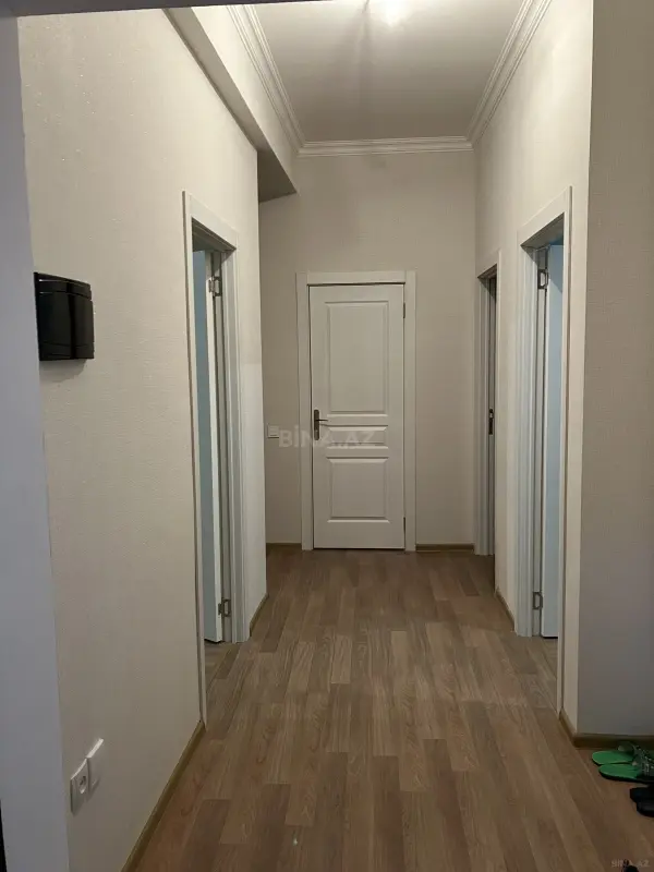 Satılır 3 otaqlı mənzil 73 m²