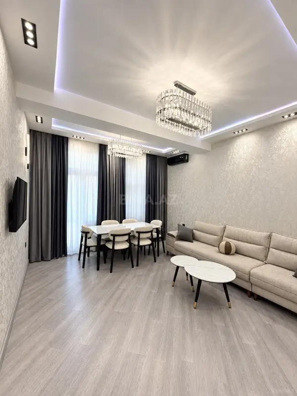 Kirayə verilir 2 otaqlı mənzil 80 m²
