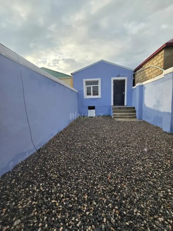 Satılır 2 otaqlı həyət evi 60 m²