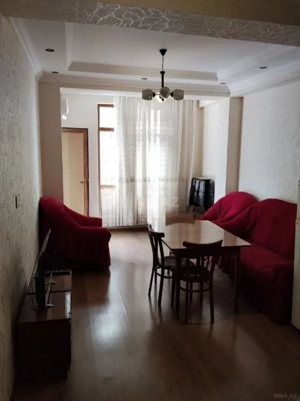 Kirayə verilir 2 otaqlı mənzil 50 m²