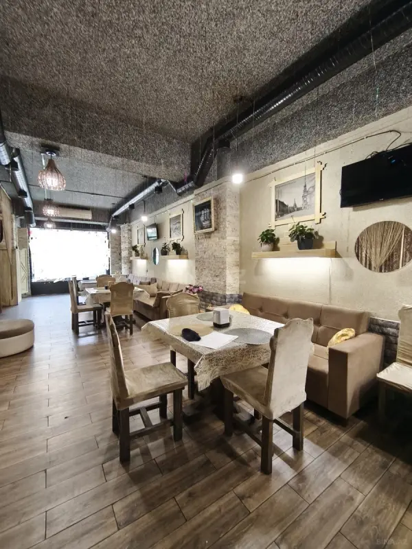 Kirayə verilir obyekt 250 m²