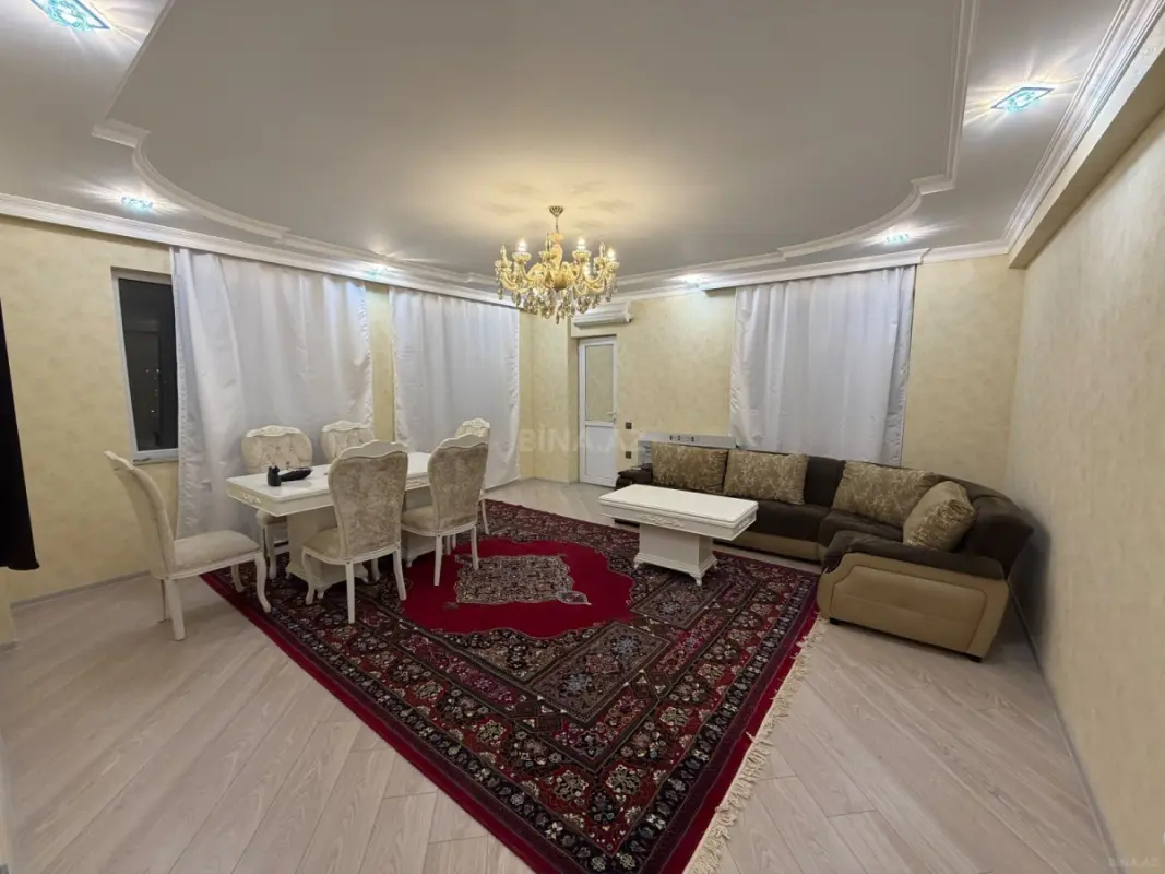Kirayə verilir 3 otaqlı mənzil 115 m²