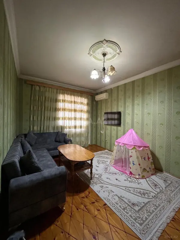 Satılır 3 otaqlı mənzil 110 m²
