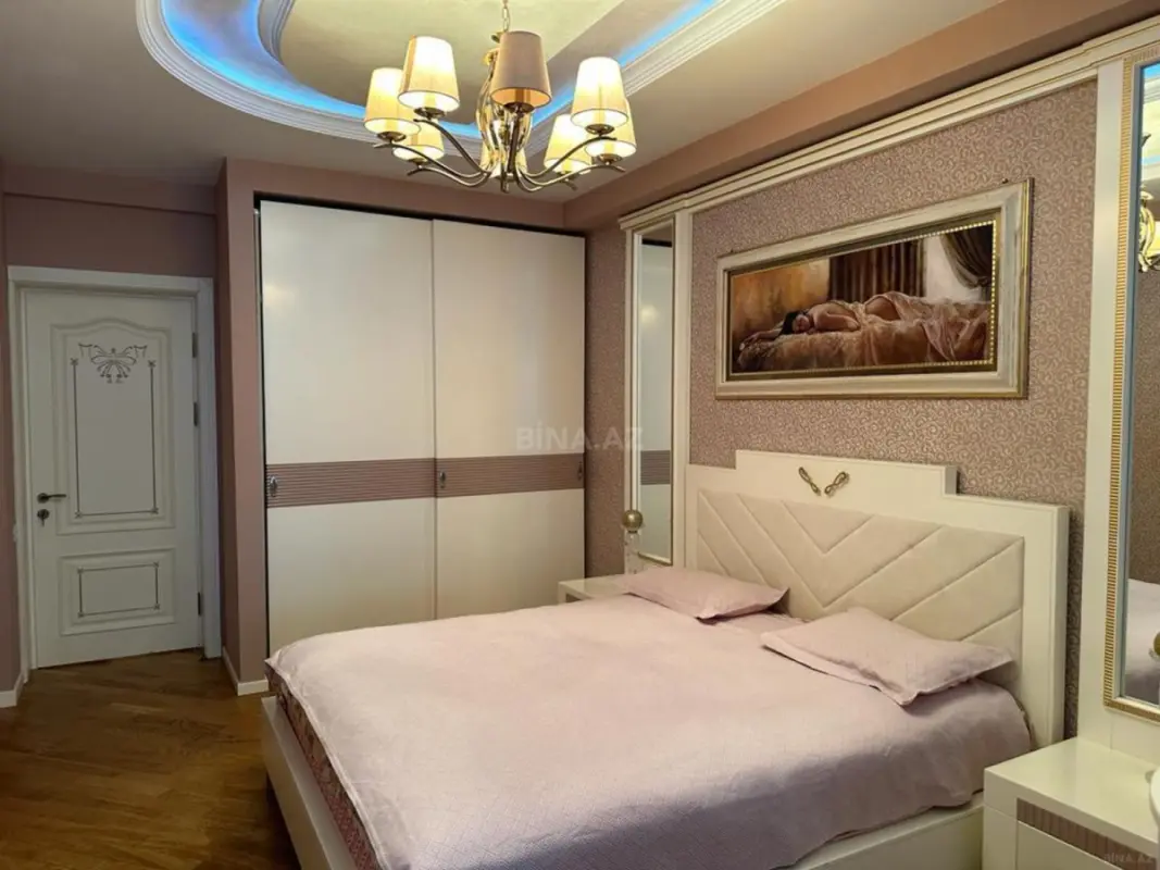 Kirayə verilir 2 otaqlı mənzil 100 m²