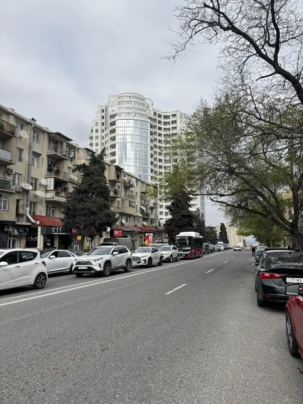 Satılır 3 otaqlı mənzil 50 m²