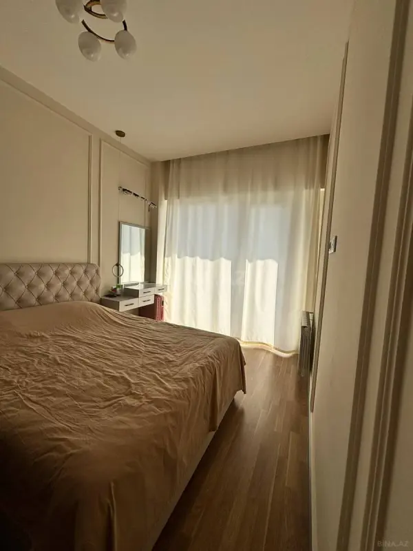 Kirayə verilir 2 otaqlı mənzil 75 m²