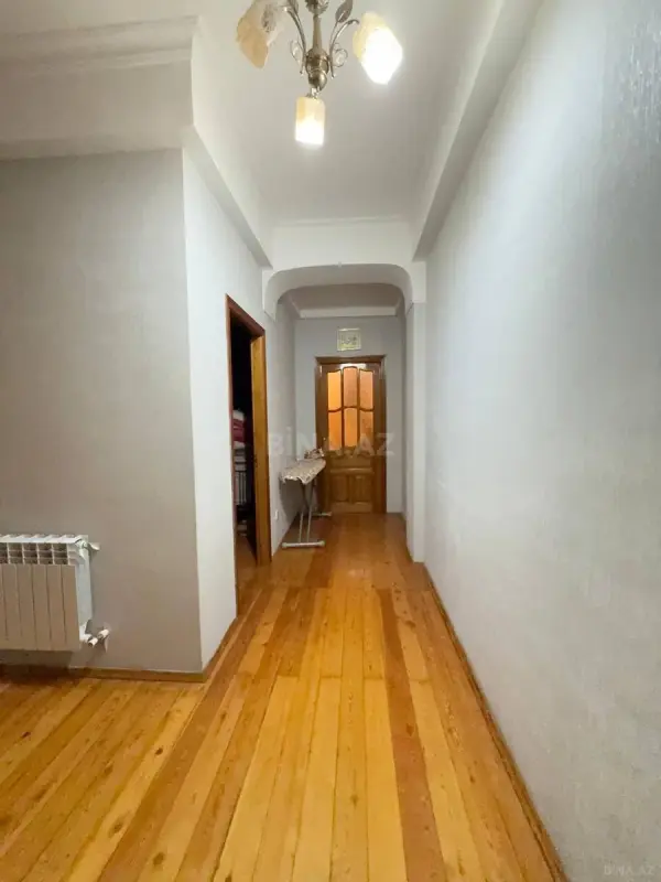 Satılır 2 otaqlı mənzil 62 m²