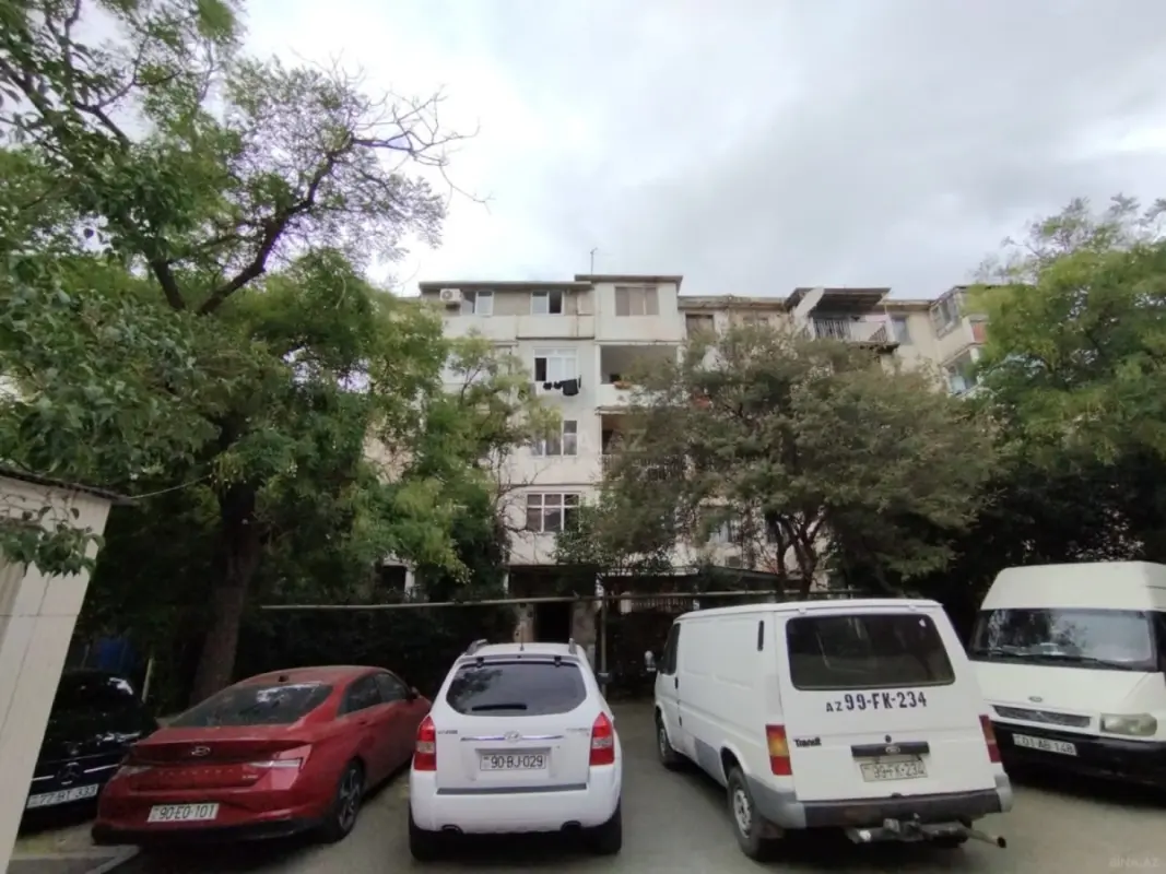 Satılır 3 otaqlı mənzil 75 m²