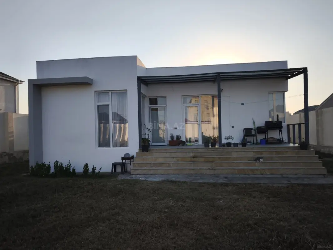 Satılır 3 otaqlı həyət evi 100 m²