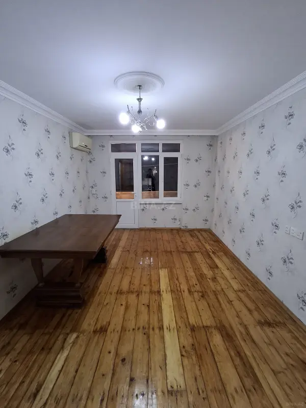 Satılır 1 otaqlı mənzil 30 m²
