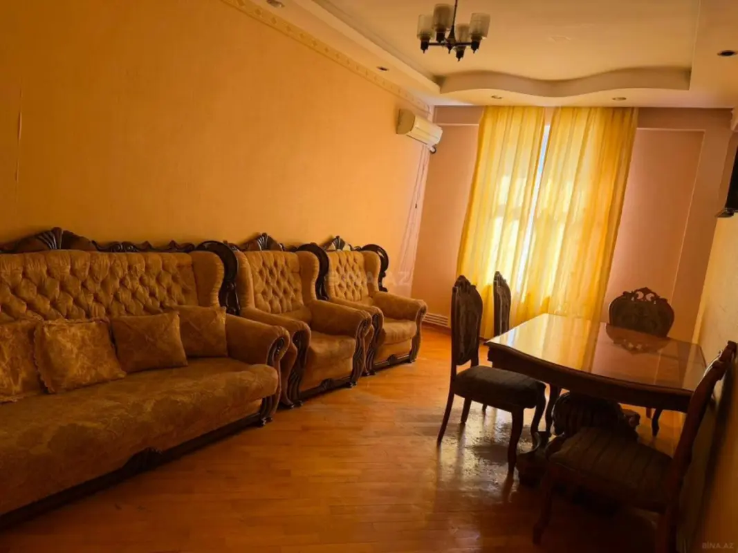 Kirayə verilir 2 otaqlı mənzil 67 m²