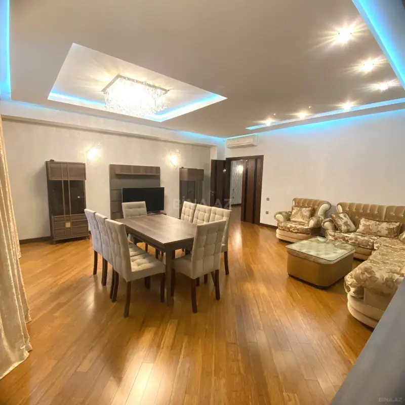 Kirayə verilir 3 otaqlı mənzil 150 m²