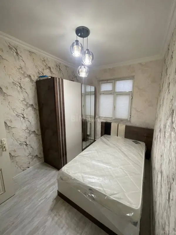 Kirayə verilir 2 otaqlı mənzil 45 m²