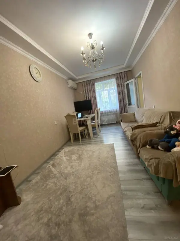 Satılır 2 otaqlı mənzil 62 m²