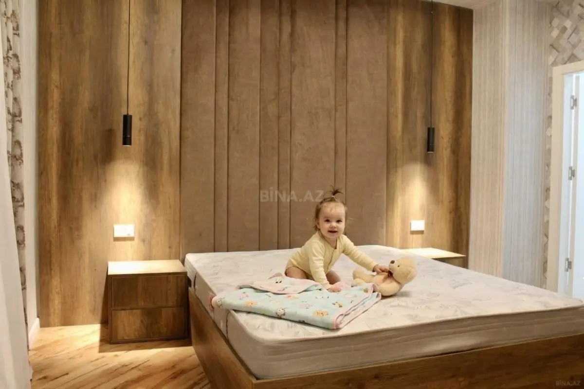 Kirayə verilir 4 otaqlı mənzil 210 m²