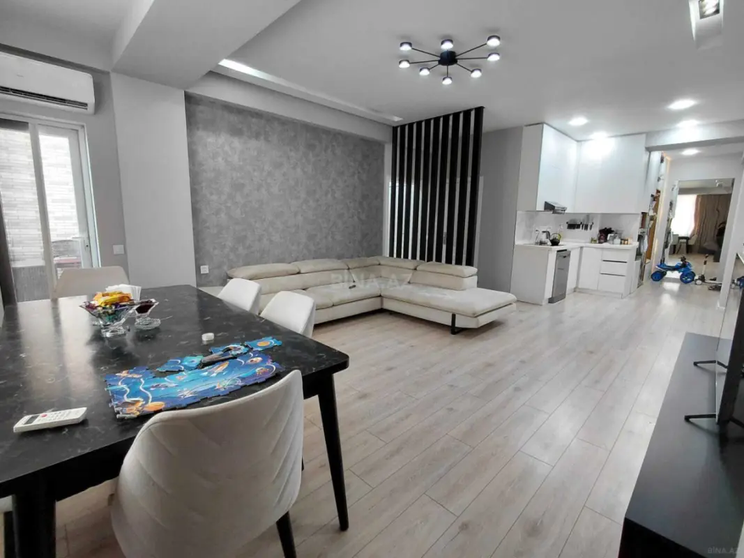 Satılır 3 otaqlı mənzil 90 m²