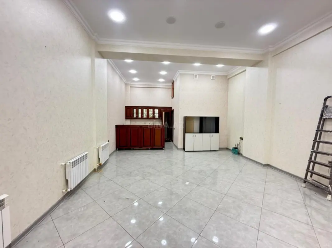 Kirayə verilir obyekt 70 m²