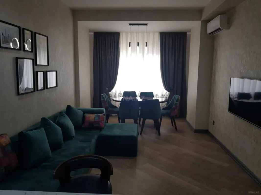 Kirayə verilir 2 otaqlı mənzil 75 m²