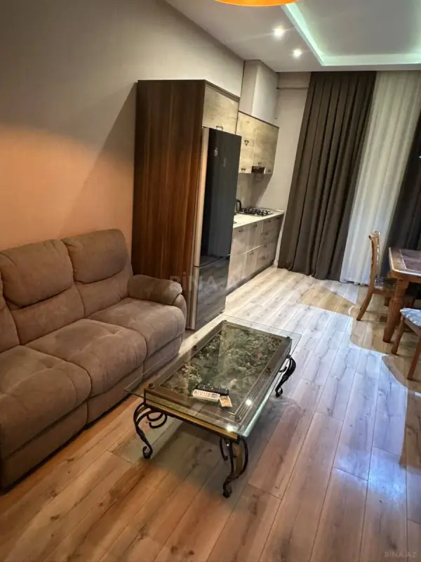 Kirayə verilir 3 otaqlı mənzil 108 m²