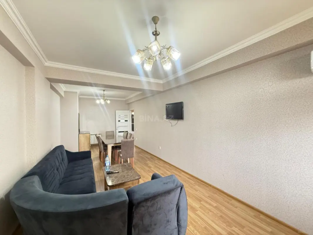 Kirayə verilir 3 otaqlı mənzil 125 m²