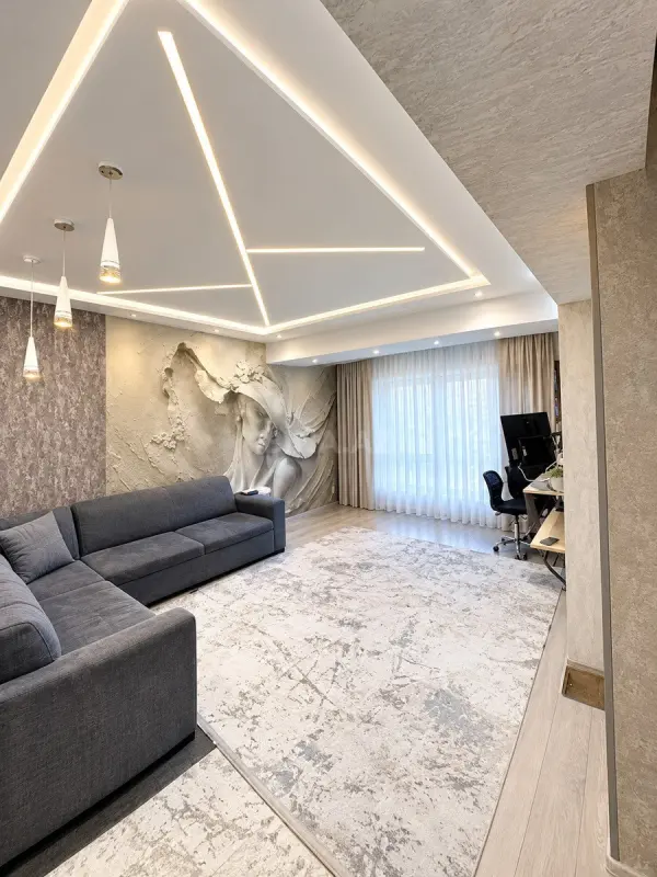 Kirayə verilir 3 otaqlı mənzil 93 m²