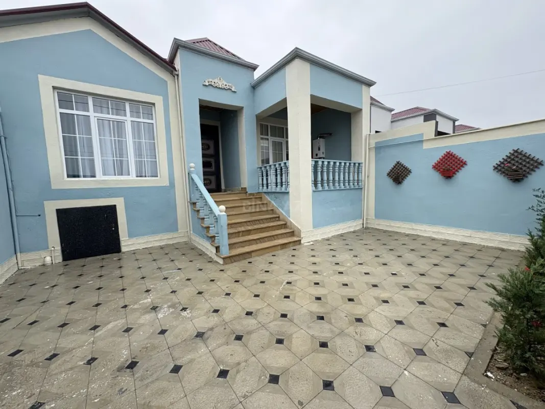Satılır 3 otaqlı həyət evi 95 m²