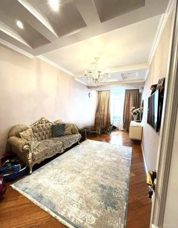 Satılır 3 otaqlı mənzil 108 m²